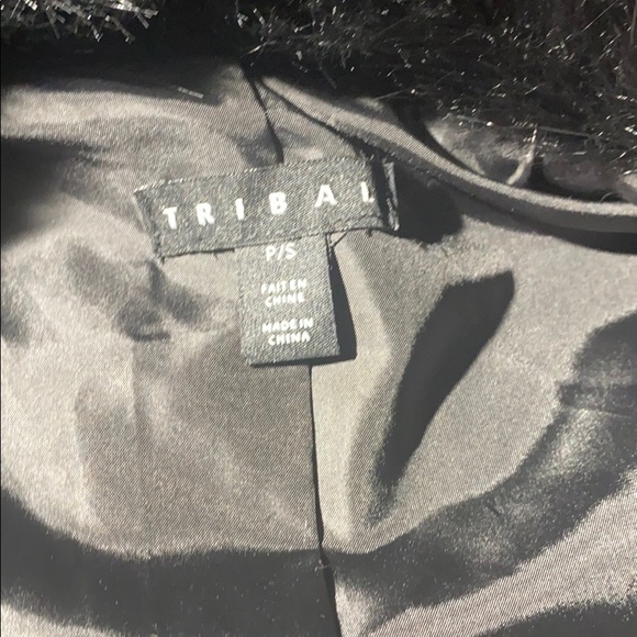 Tribal Faux Fur Vest w/Pockets - Picture 5 of 8